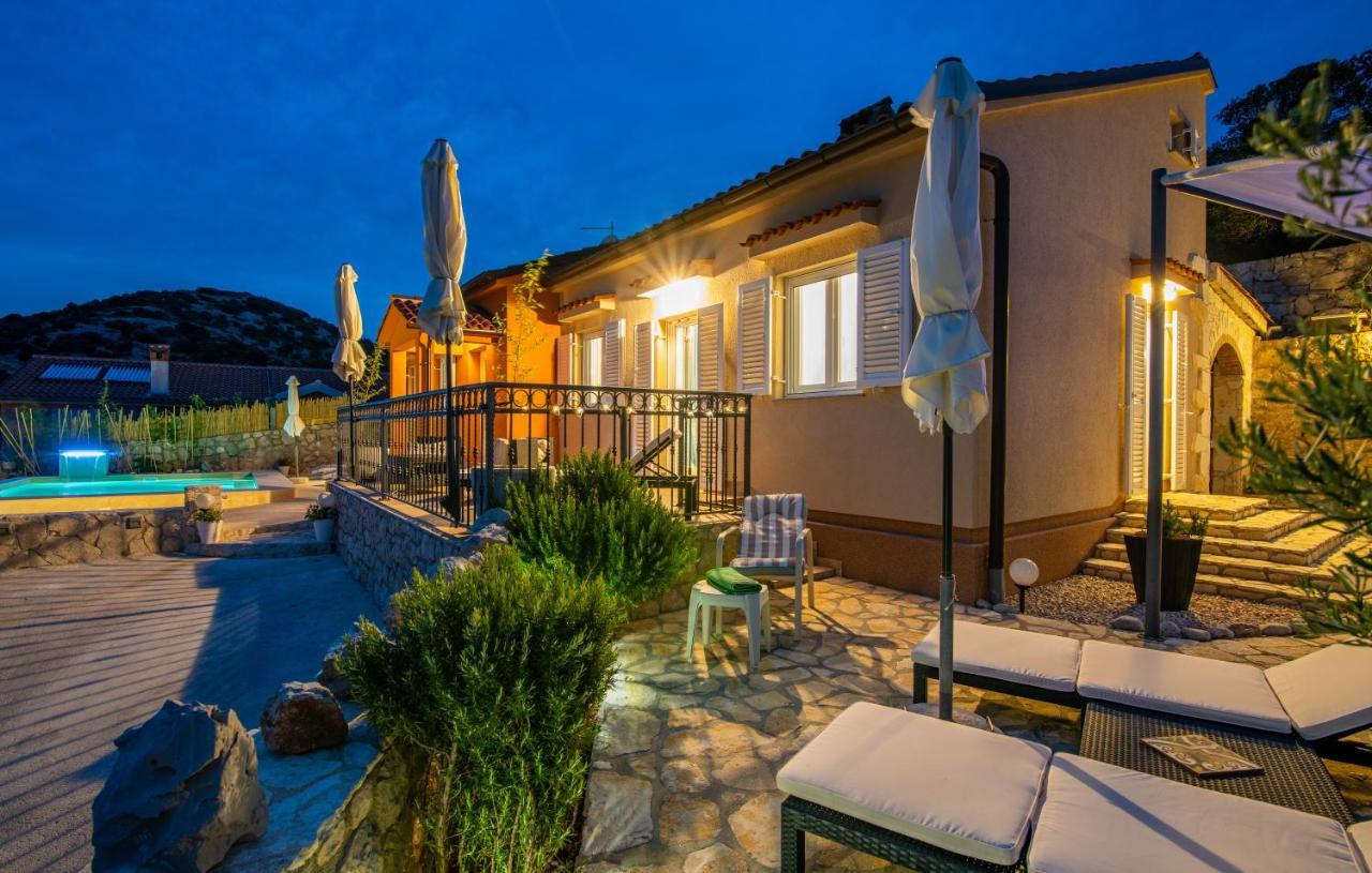 Hacienda Babina Villa Miholascica Exterior photo