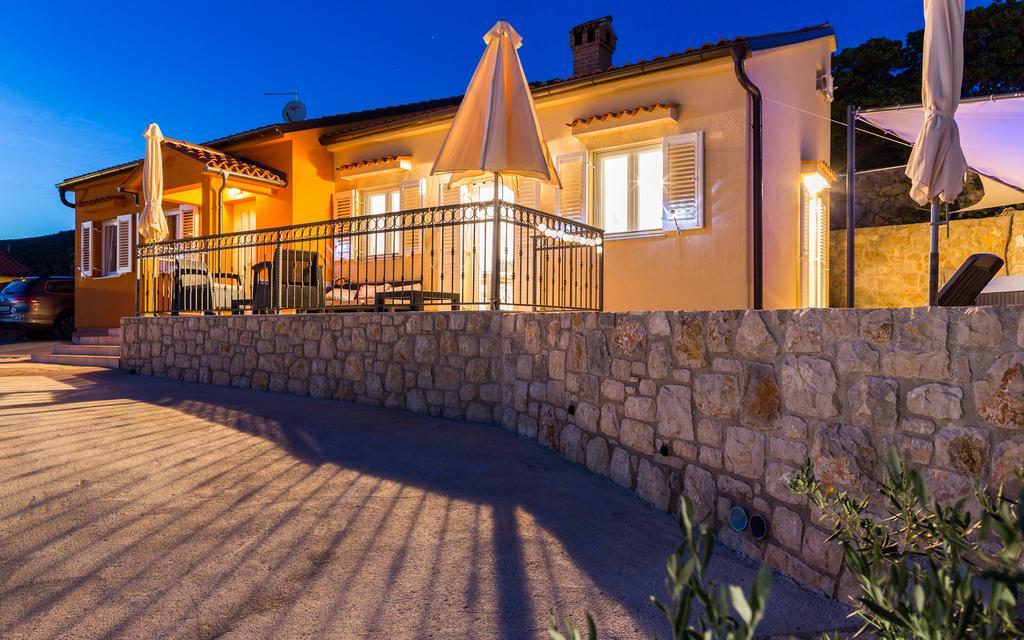 Hacienda Babina Villa Miholascica Exterior photo